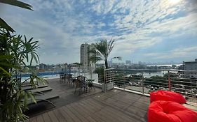 Luxe Paradise Premium Hotel Pham Hong Thai